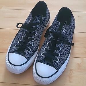 Womens Converse Size 6.5